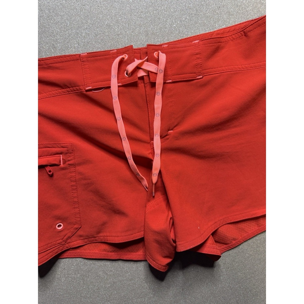 Athleta Women's Board Shorts Size 4 Saffron Red Activewear - Picture 3 of 6